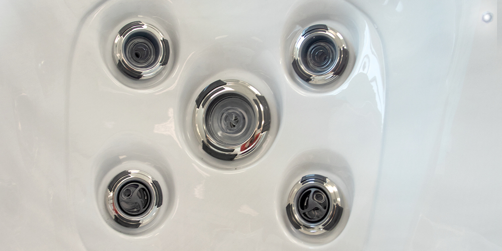 Legacy Whirlpool LW 67.25 hot tub.